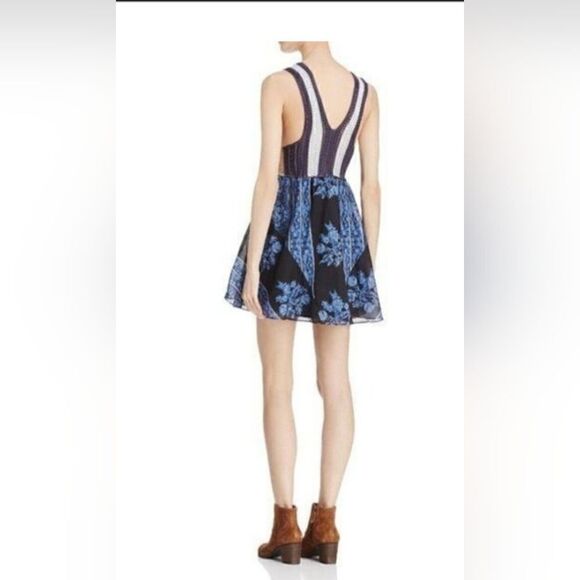 FREE PEOPLE  Katie Crochet Bandana Boho Dress size Xs - Picture 3 of 10